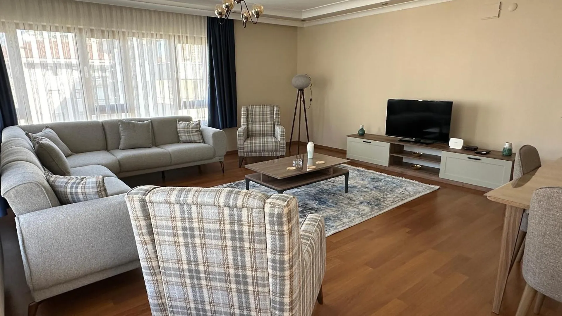 Corner Luxury Suit Ankara Apartment